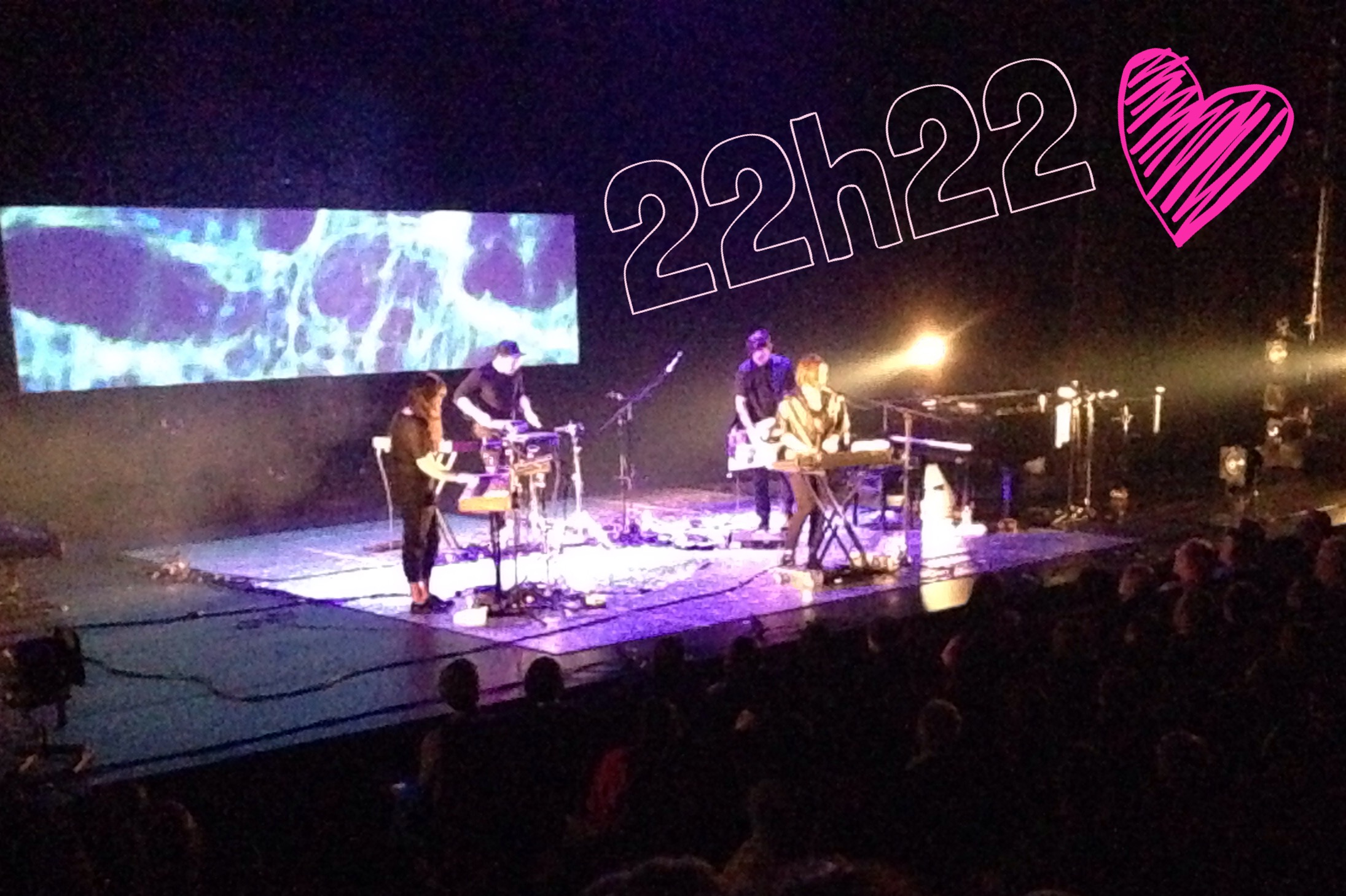 All the love pour Ariane Moffatt et son nouveau spectacle!