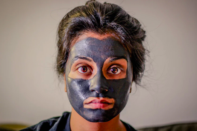 7 argiles miraculeuses pour votre petite face luisante de juillet