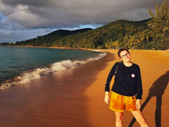 Je m’en vais en Guadeloupe, dans ma valise, j’apporte…