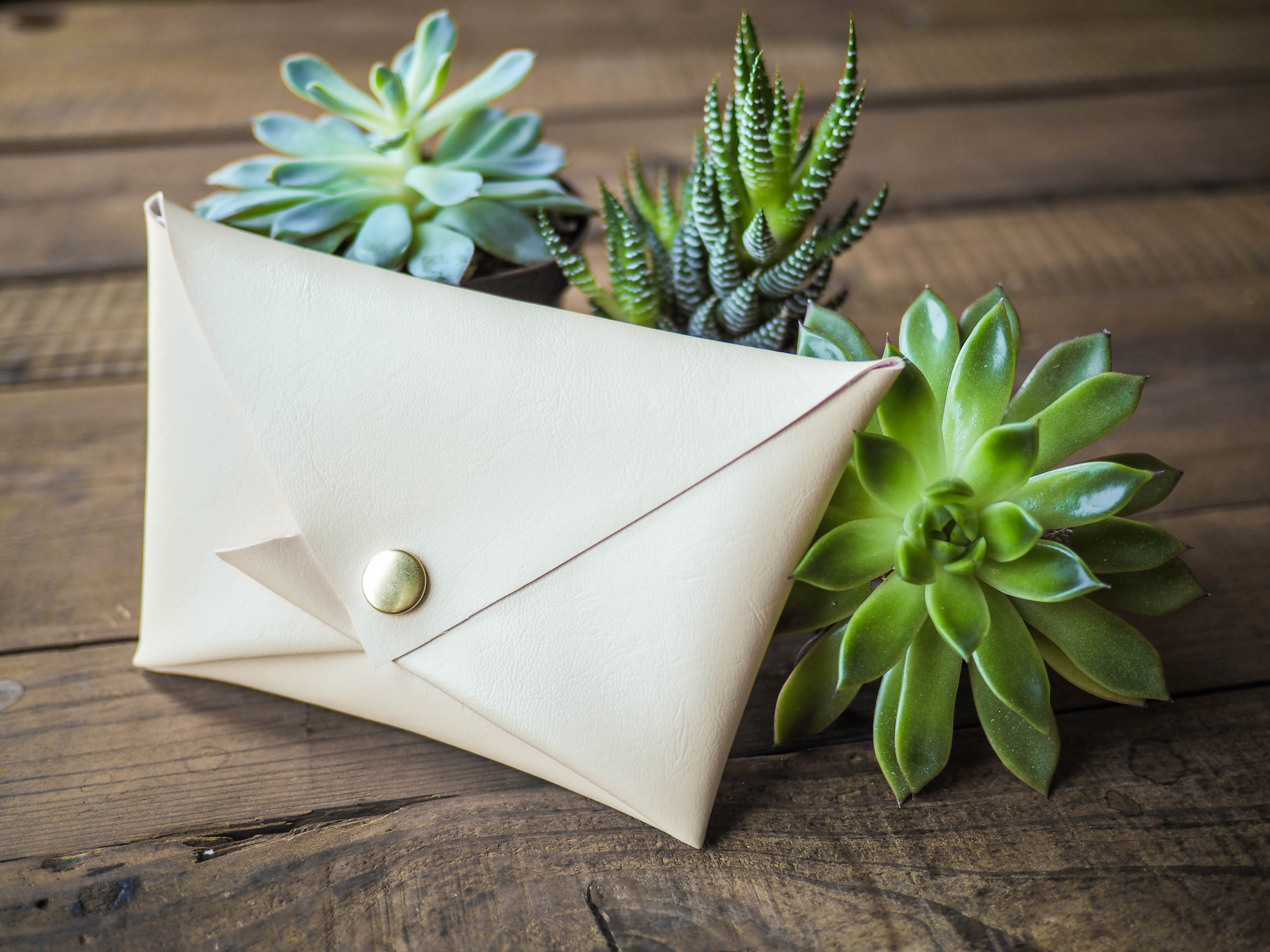 TAKAÉ : des sacs et des accessoires écoresponsables qui donnent hâte aux beaux jours!